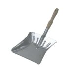 Pelle à poussière métal