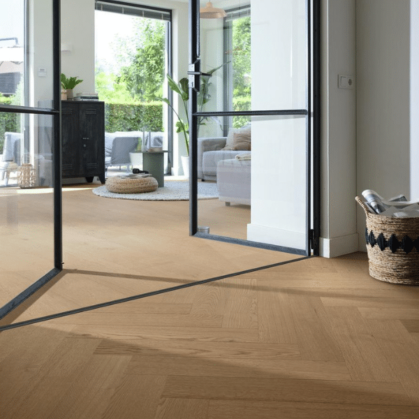 Sol en bois Lindura bâton rompu - Chêne classique brun argile 20233 – Image 3